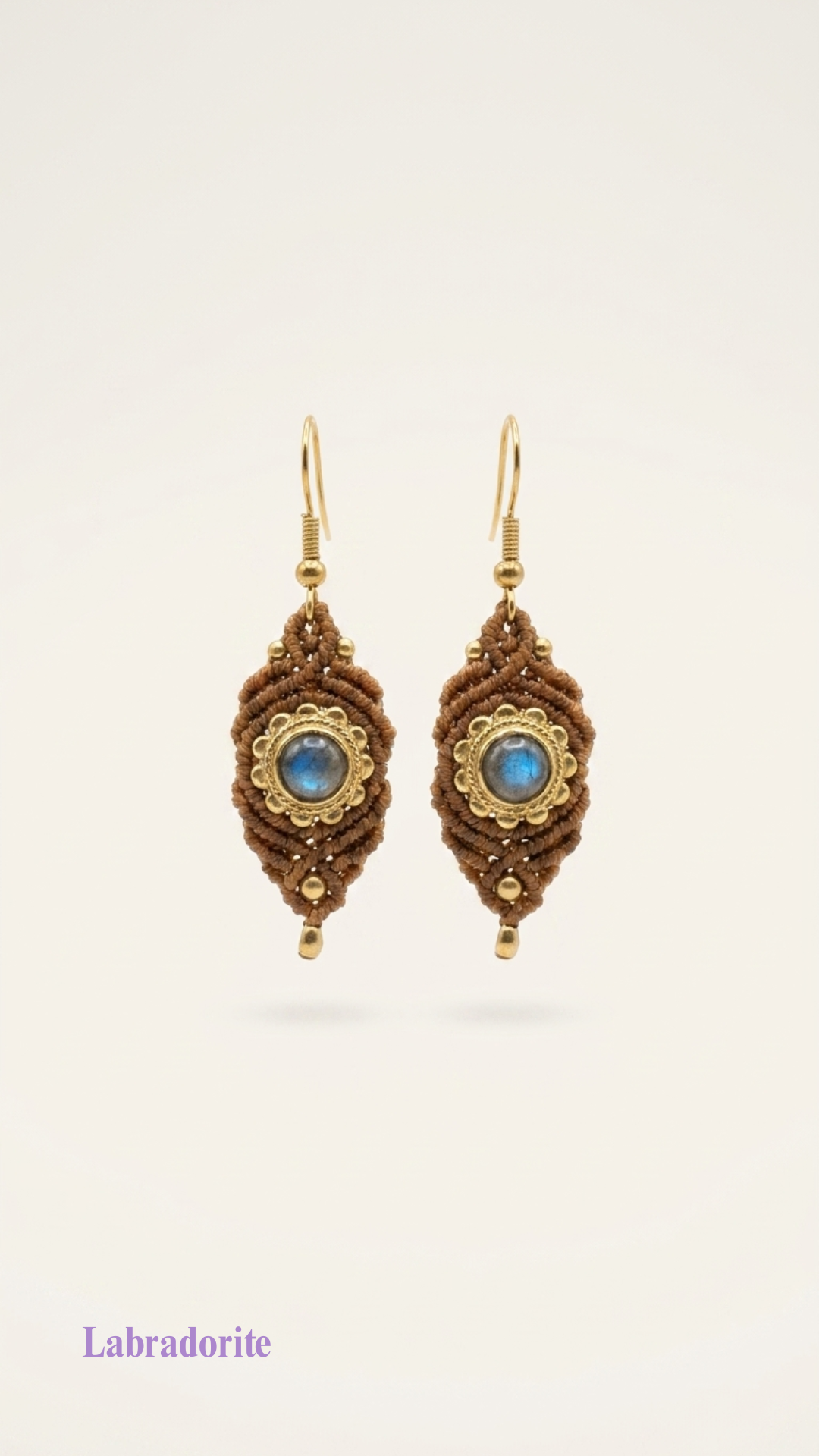 Les Iris - Boucles d'oreilles artisanales - Pierres serties de laiton